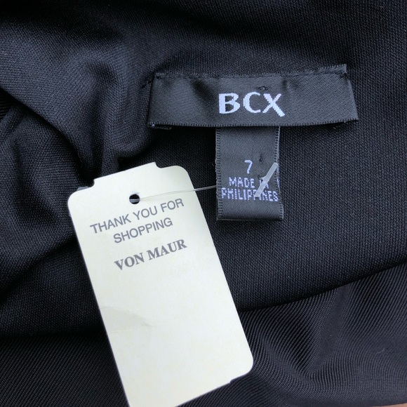 ☀️☀️☀️ 4/$20 NWT! BCX silk-feel pleated fit and flare party! - Picture 6 of 6